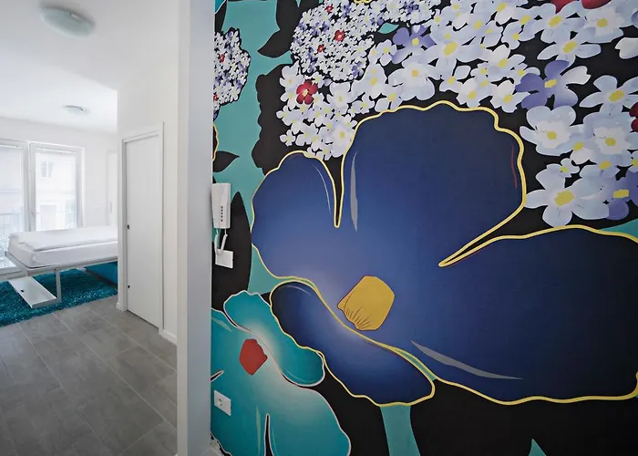 Cooper L 37 Hotel Bozen